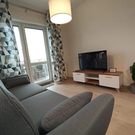 Apartament Wrzesnia IIアパートメント エクステリア 写真
