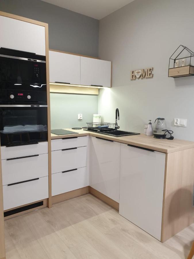 Apartament Wrzesnia IIアパートメント エクステリア 写真