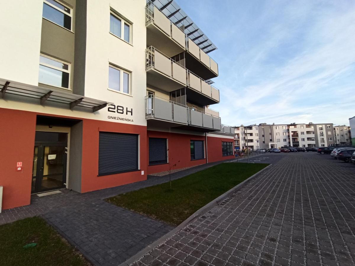 Apartament Wrzesnia IIアパートメント エクステリア 写真